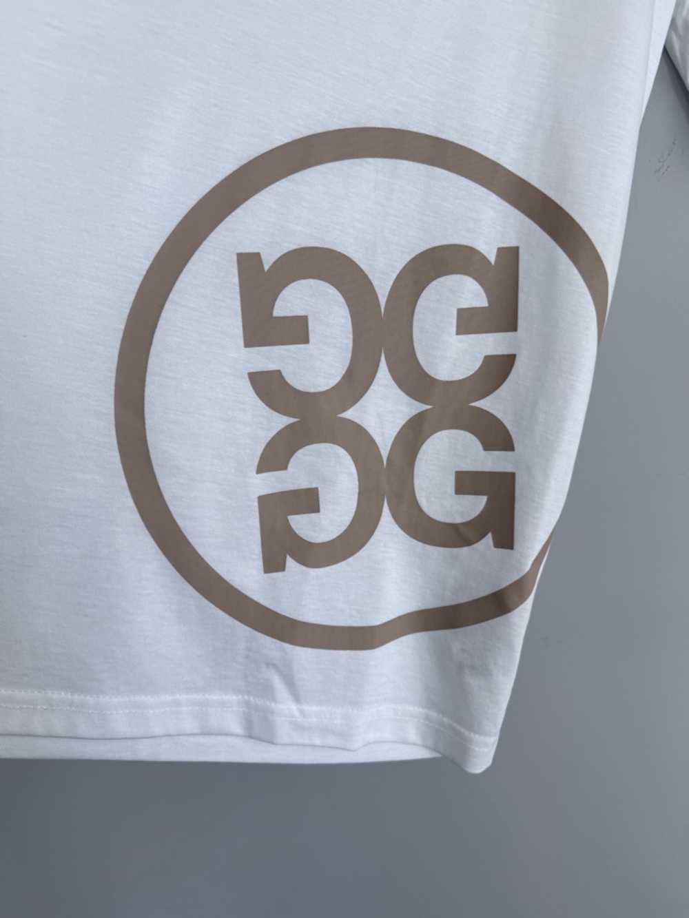 G/FORE Circle Gs Performance Golf Tee White L NWOT Skull No 1 Cares Graphic - Picture 9 of 15